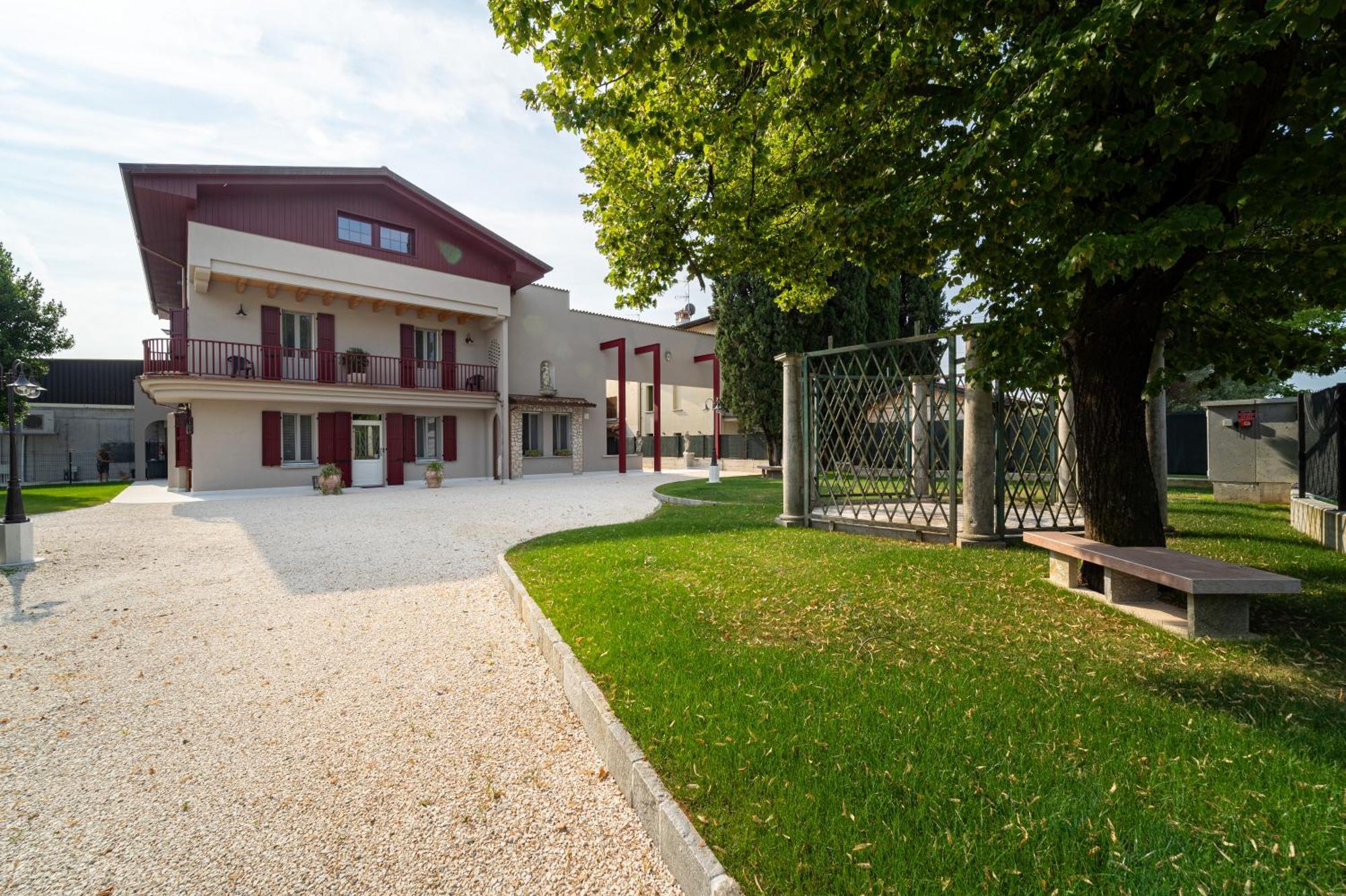 Villa Veronesi San Martino della Battaglia Buitenkant foto