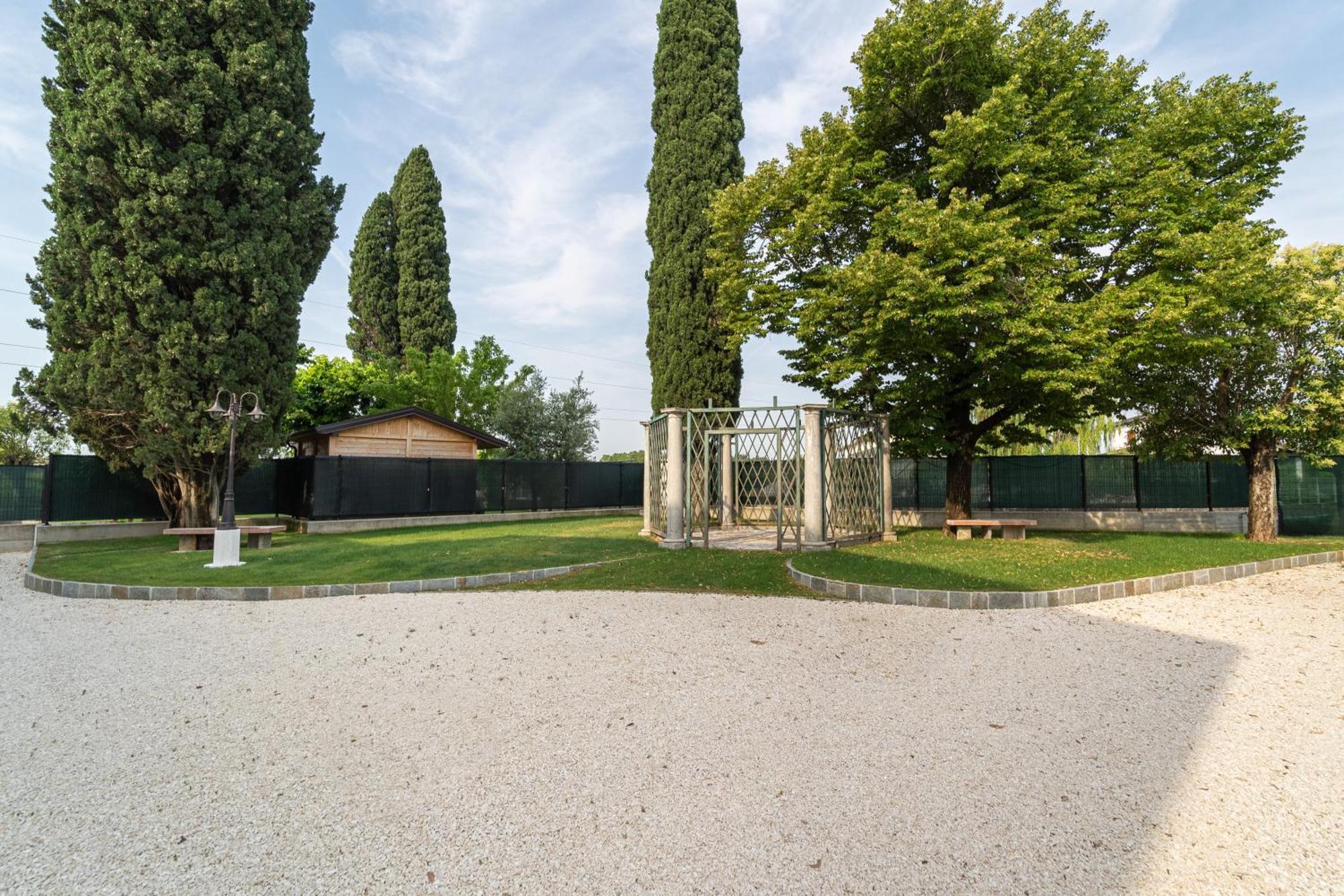 Villa Veronesi San Martino della Battaglia Buitenkant foto